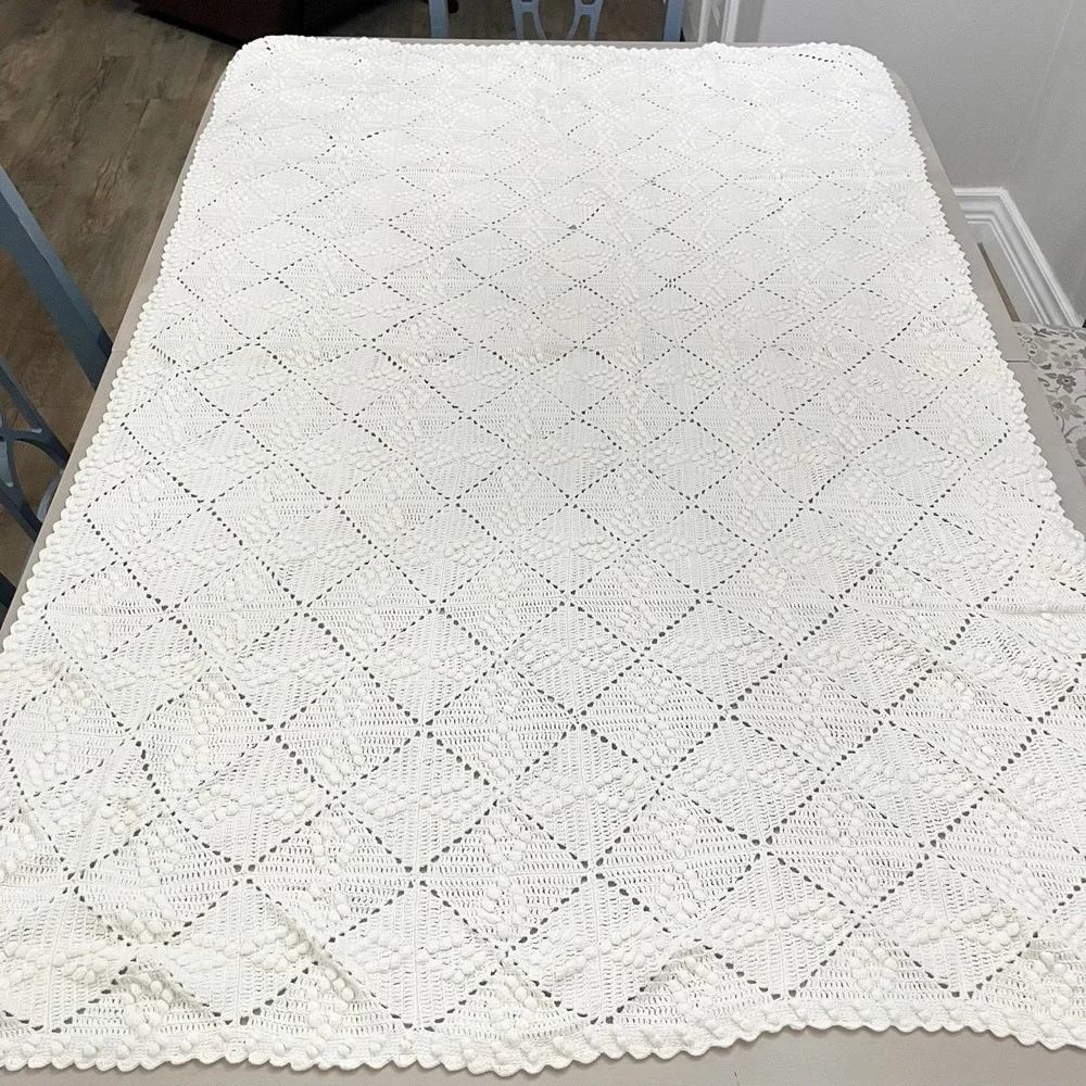 Vintage Ecru Crocheted Table/Bed Cover Popcorn Stitch Heritage Farmhouse 40x60